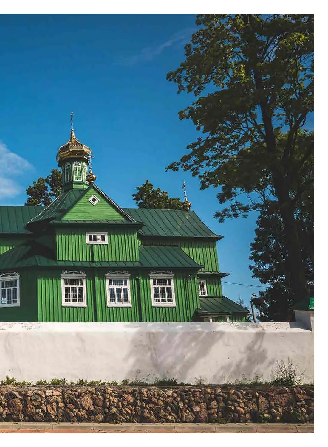 Zielona drewniana cerkiew – ciąg dalszy zdjęcia