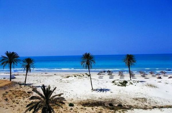 Dzerba Tunezja Jaka Pogoda W Styczniu Lutym Temperatury Wody I Powietrza