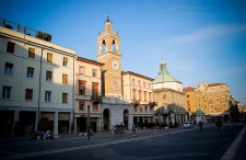 Zaplanuj przyszłe wakacje nad Adriatykiem. Kilka powodów, aby odwiedzić Rimini