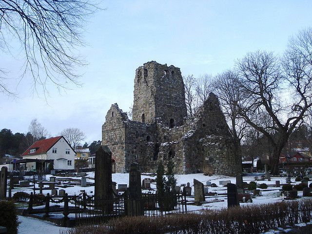 ruiny kościoła